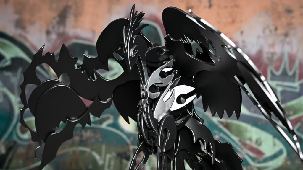 Thor Metal Art Fenix sculpture installation in Miami